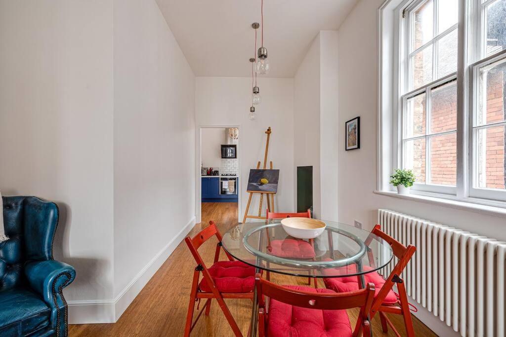 Luxury 2 Bed Apartment In The Heart Of Честер Экстерьер фото